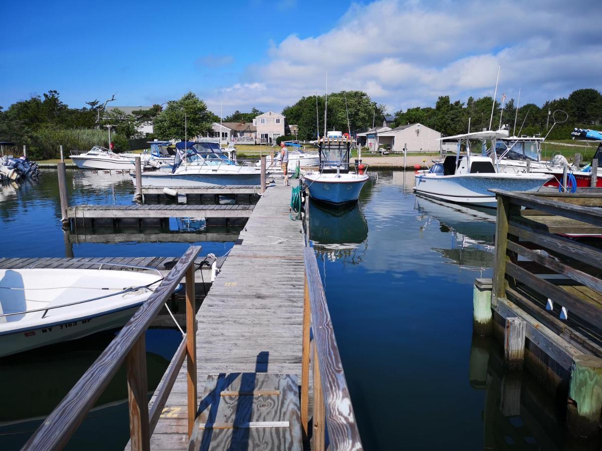 Bay Watch Hotel And Marina Hampton Bays Exterior photo