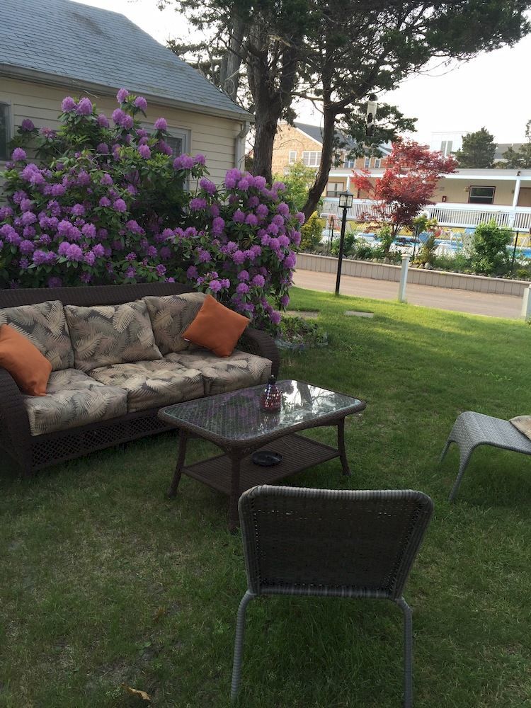 Bay Watch Hotel And Marina Hampton Bays Exterior photo